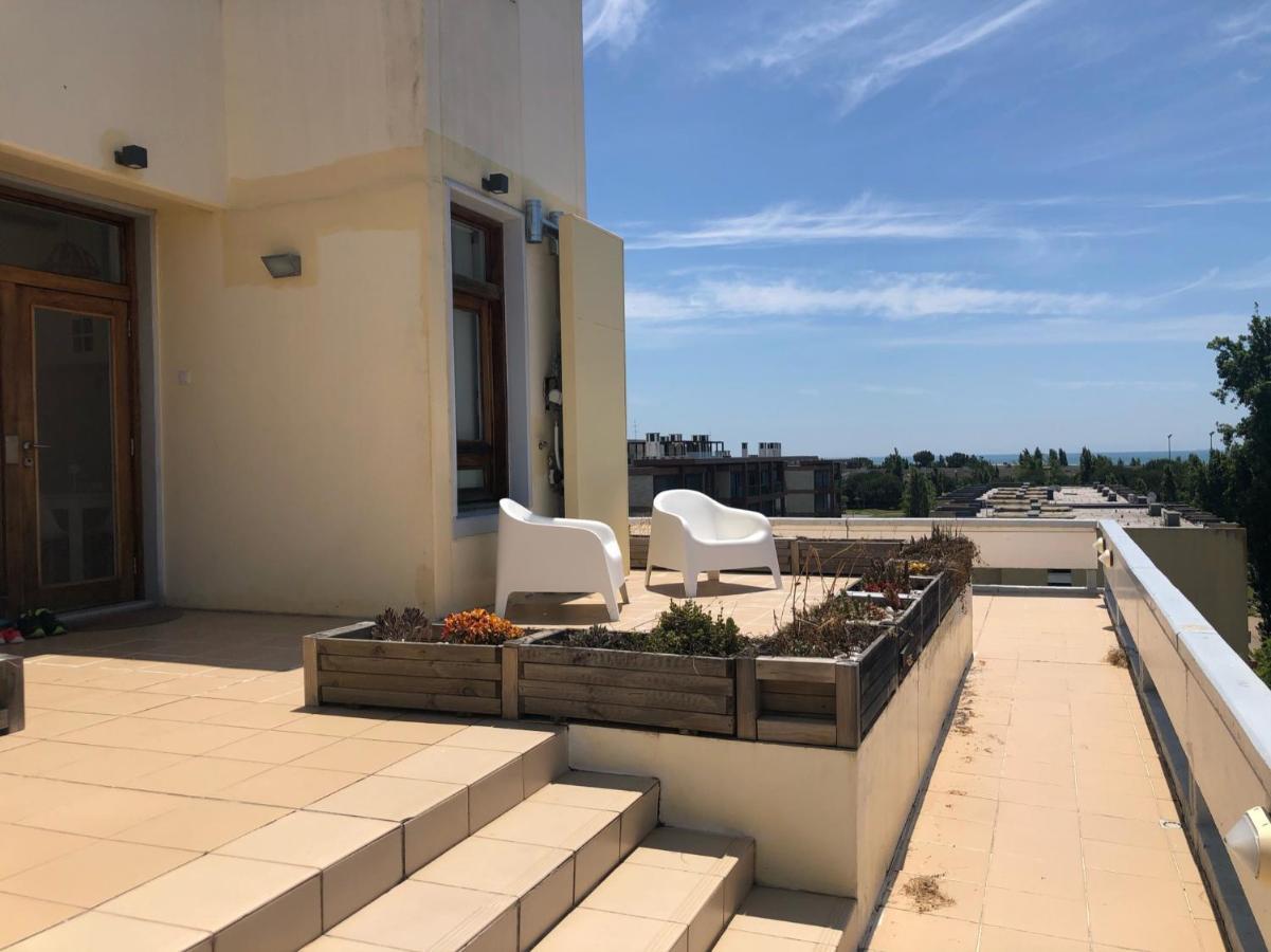 Beautiful Penthouse Apartment With Terrace - 4 Minute Walk To The Beach Troia Exterior photo
